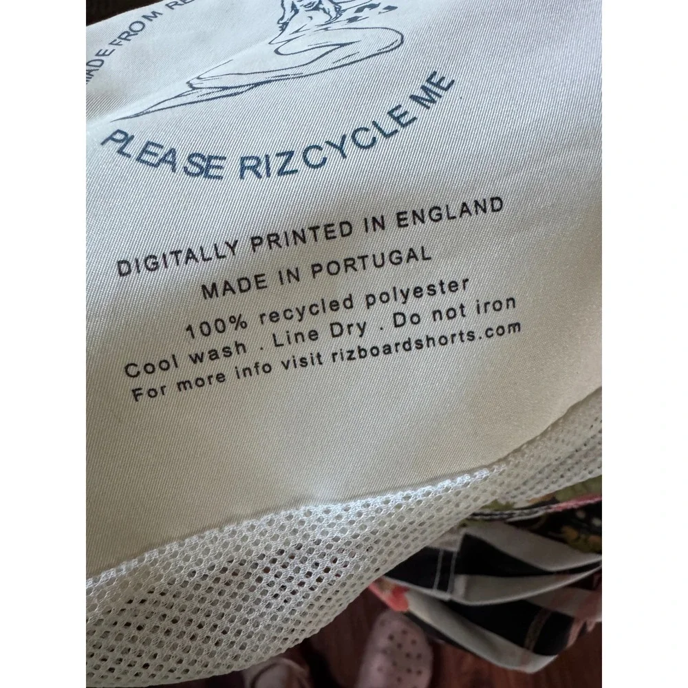 Riz Endangered Bee Pirate Blighty boardshorts Recycled Swim Trunks Mens 34